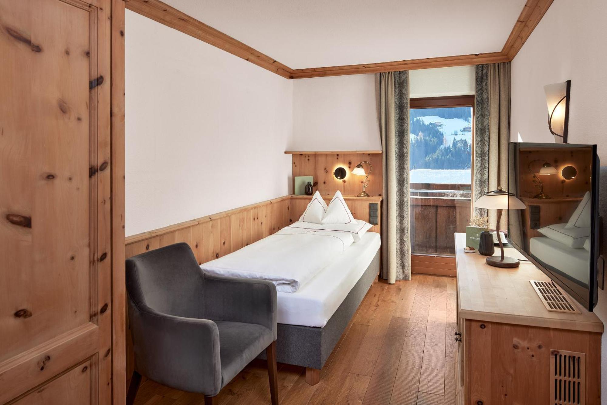 Der Boeglerhof - Pure Nature Spa Resort Alpbach Bagian luar foto